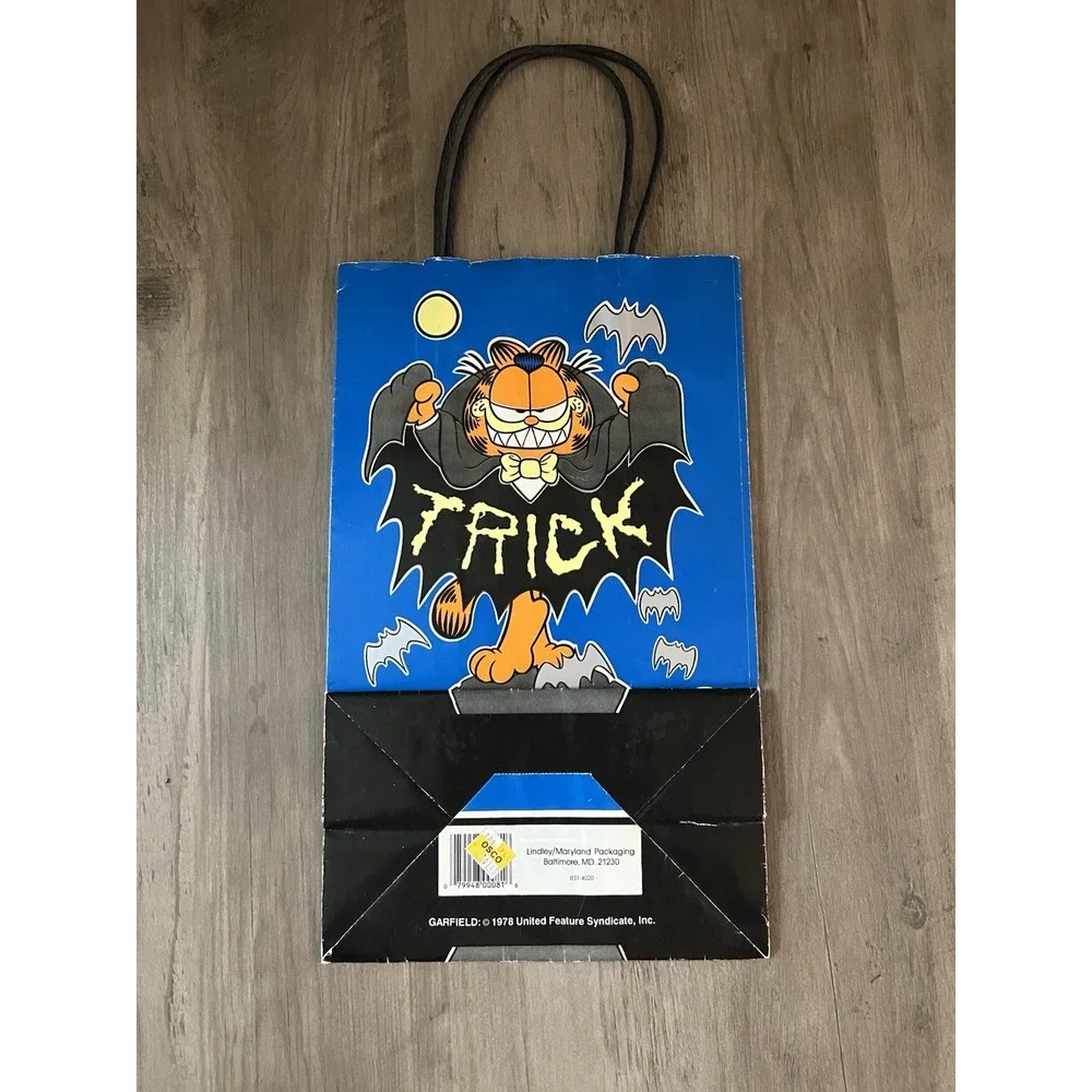 Vtg 1978 Garfield‎ Cat Paper Trick or Treat Bag Black Blue Handles Halloween NEW
